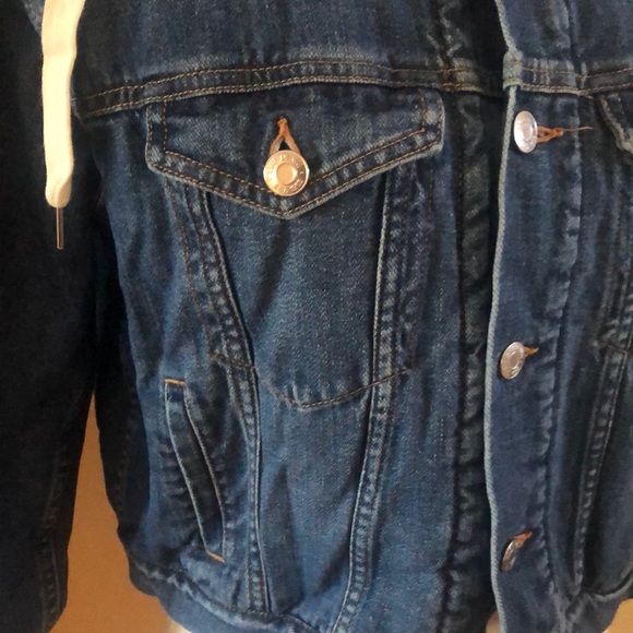 GAP Denim Sherpa Hooded Jacker - Picture 2 of 13